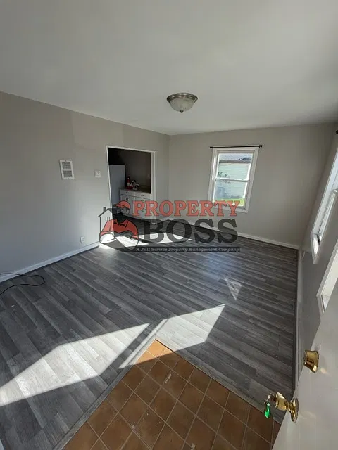 410 York St. Unit 1 - 1 — Photo 2