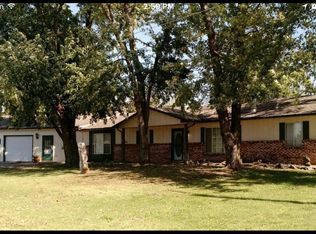 301 N 16th St, Humboldt, KS 66748
