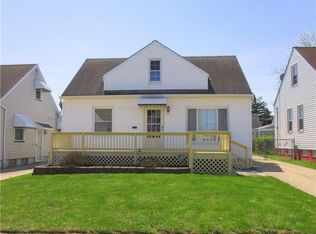 15912 Edgewood Ave, Maple Heights, OH 44137