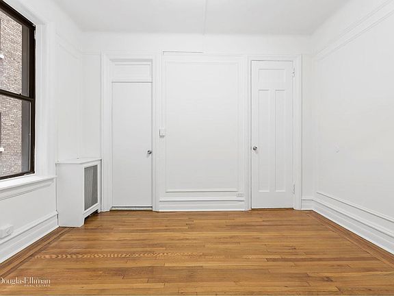 5th image of 347 W 55th St APT 4C