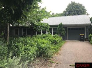 417 N 7th St, Saint Peter, MN 56082