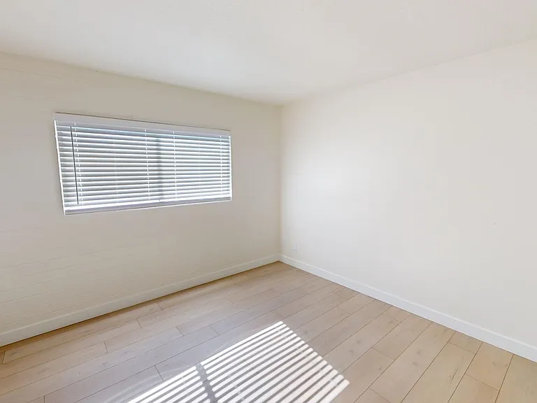 1712-1724 E Ocotillo Rd — Photo 131