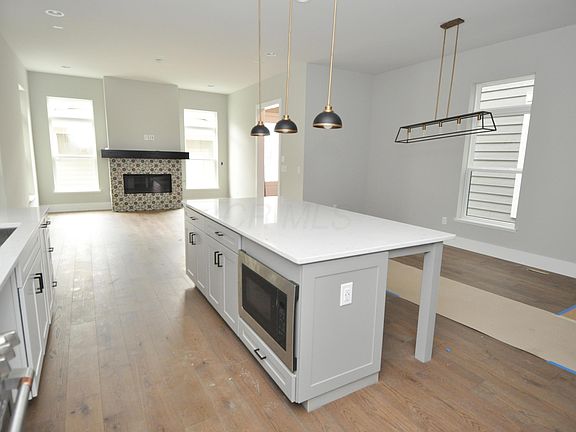 5th image of 945 Pullman Pl Lot 13