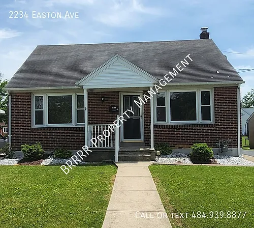 2234 Easton Ave Photo 1