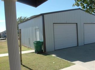 701 W Boundry, Lone Wolf, OK 73655