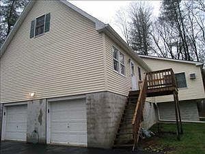 3rd image of 40 Patricia Ln