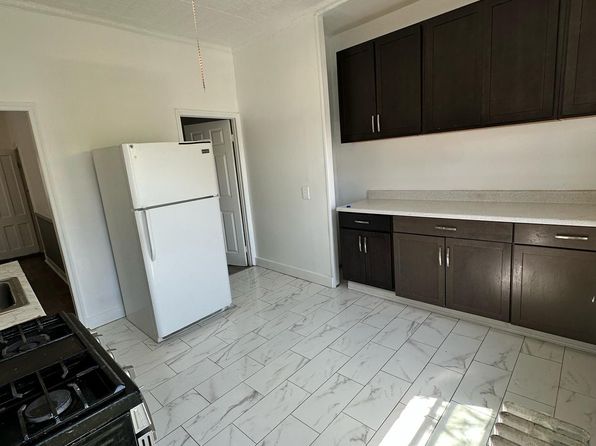 46 2nd Ave APT 2
