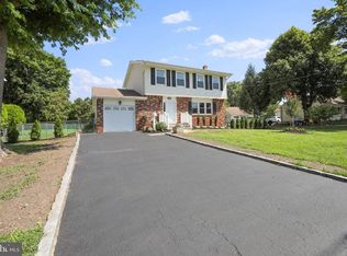 2040 S Olden Ave, Hamilton, NJ 08610