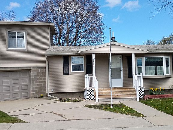 3rd image of 423 W Campbell St