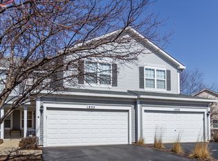 1832 S Wentworth Cir, Romeoville, IL 60446