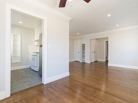 5th image of 433 Adams St APT 2B