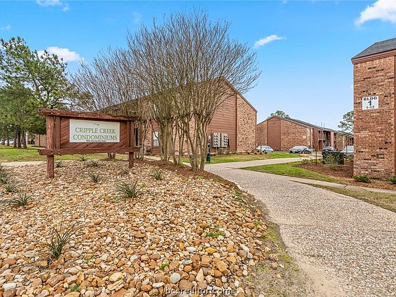 2nd image of 904 University Oaks Blvd APT 42
