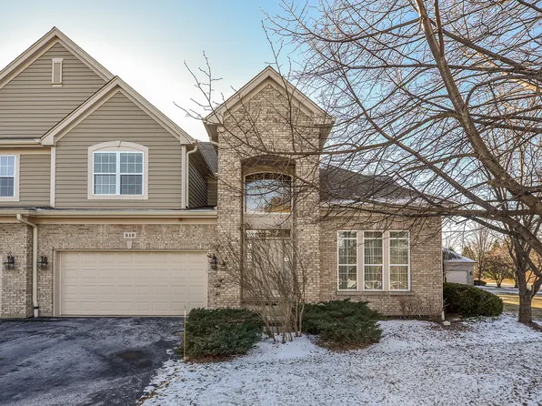 516 Stone Canyon Cir, Inverness, IL 60010