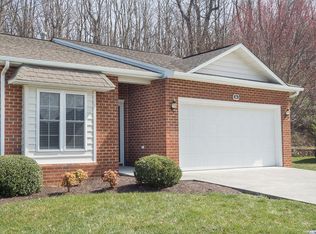 24 Stoneridge Ln, Daleville, VA 24083