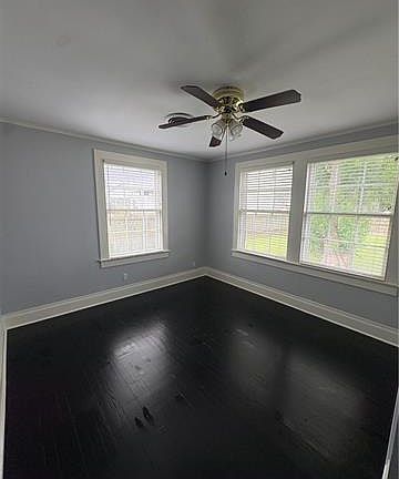 5th image of 1400 Brockenbraugh St