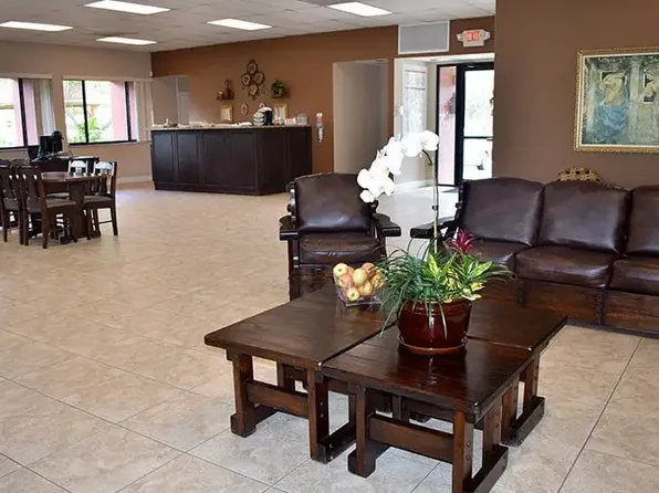 Cutler Meadows Glen Apartments