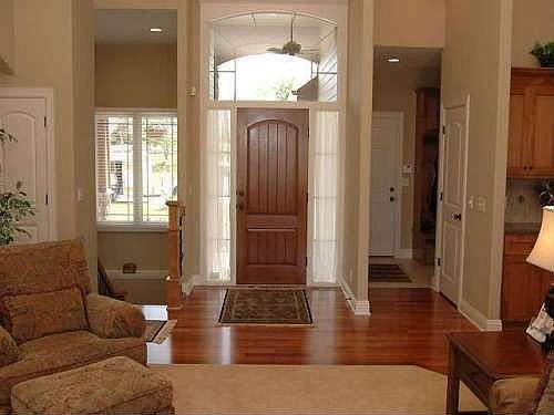 1st image of 21403 Hampton Dr