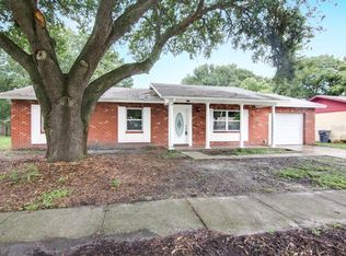 625 Swiss Dr, Lakeland, FL 33810