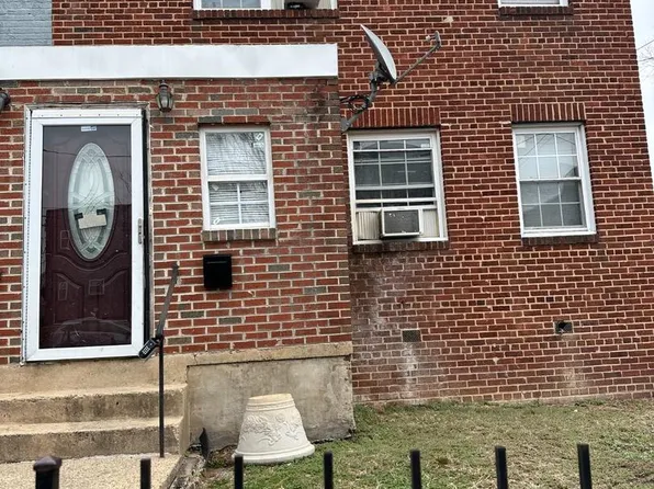 845 48th St NE, Washington, DC 20019
