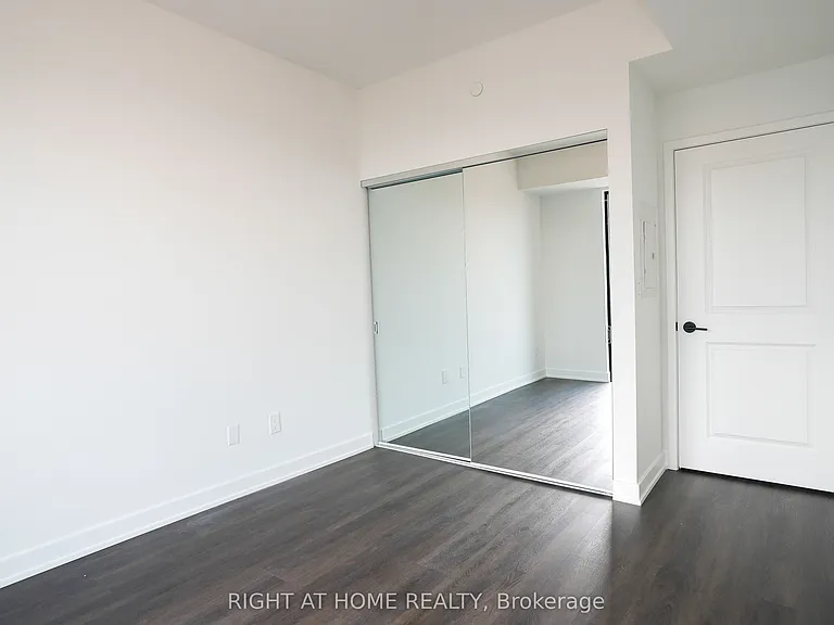 2075 Lakeshore Rd #308 — Photo 25