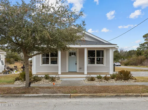 613 Mulberry Street, Beaufort, NC 28516