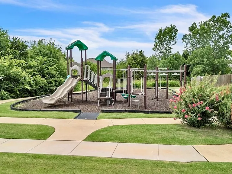 14500 Gravity Falls Ln — Photo 12