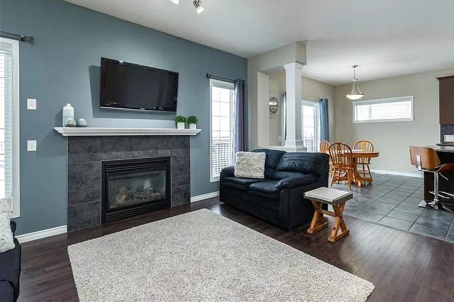 3 Bed 2.5 Bath Dbl Garage Family Home Sherwood Park — Photo 2