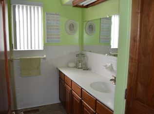 1363 Colorado St, Marysville, MI 48040