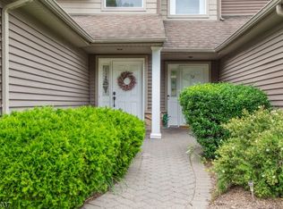 50 Clubhouse Rd #50, Hamburg, NJ 07419