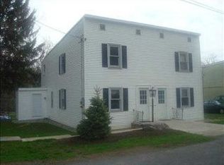 24 Rockefeller Rd, Delmar, NY 12054