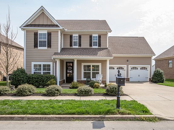 3rd image of 2632 Paddock Park Dr