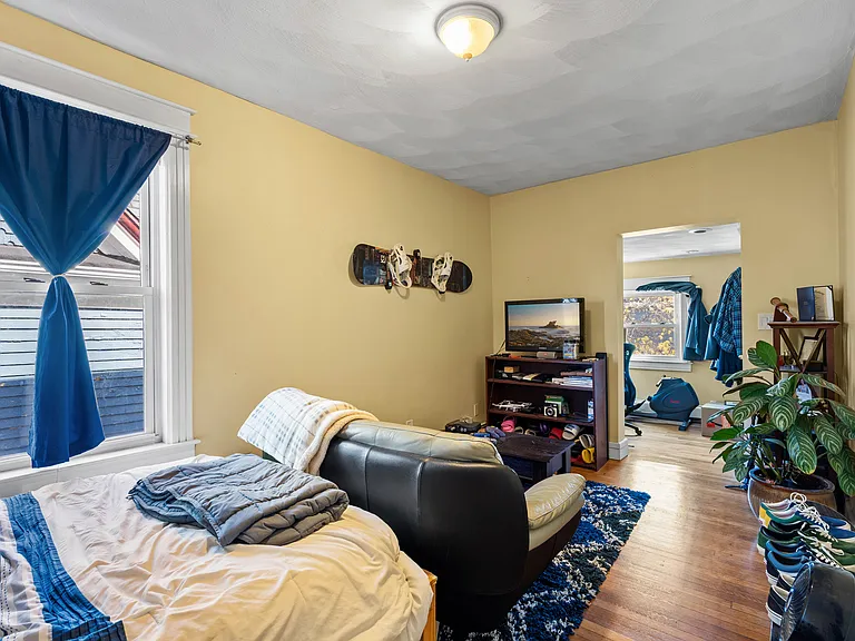 18 Gaston St #2 — Photo 13