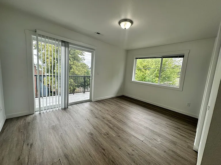 2603 SW Pickford St #105 — Photo 16