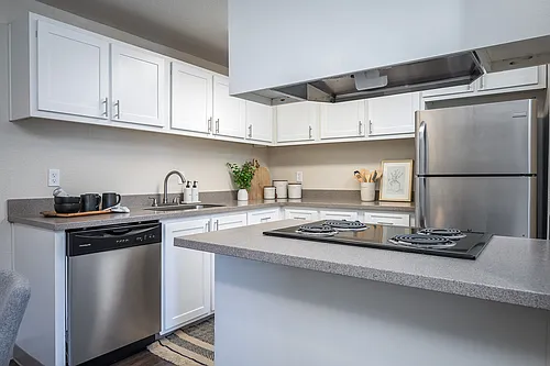 Sundial Apartments Photo 1