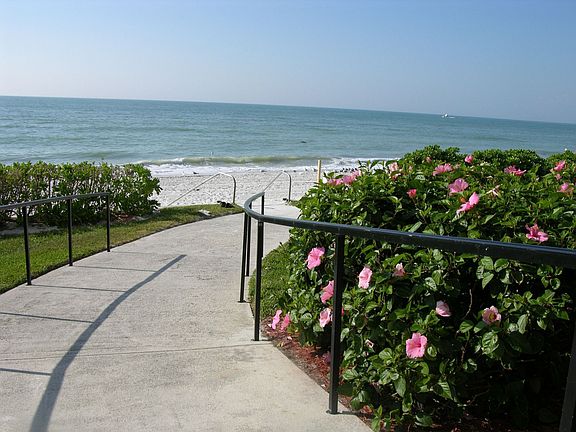 Steps to the beach