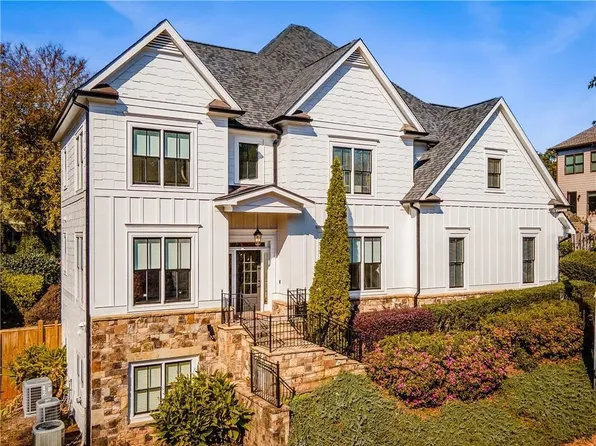 3102 Fala Pl, Atlanta, GA 30319