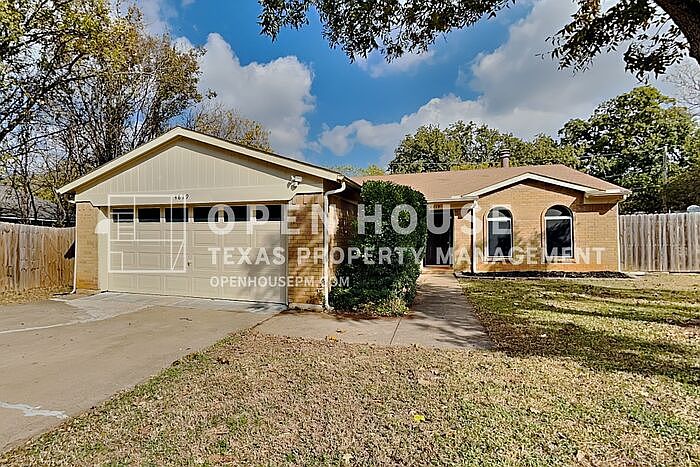 1st image of 4819 Butterfield Rd