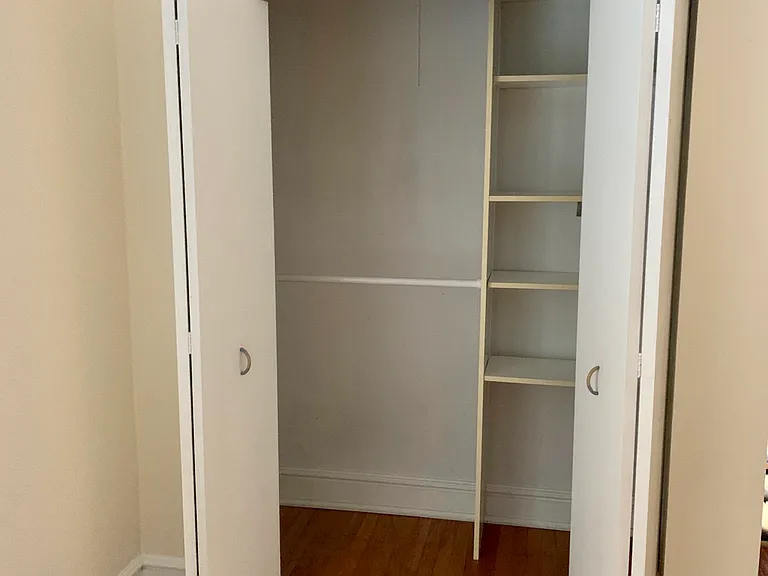 1042 W Bryn Mawr Ave #2 — Photo 9