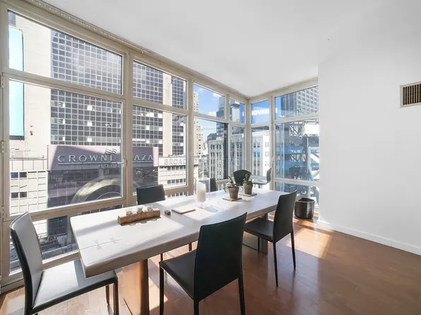 1600 Broadway image 1 of 15