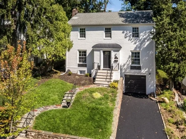 211 Conway Ct, South Orange Village Twp., NJ 07079