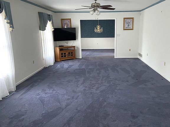 4th image of 711 Woodlawn Ave