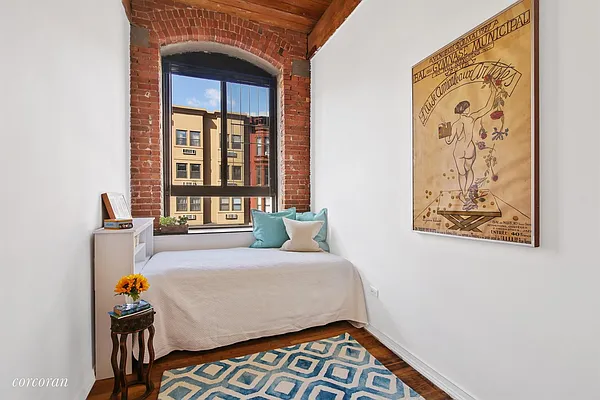 Sold by Corcoran | media 21