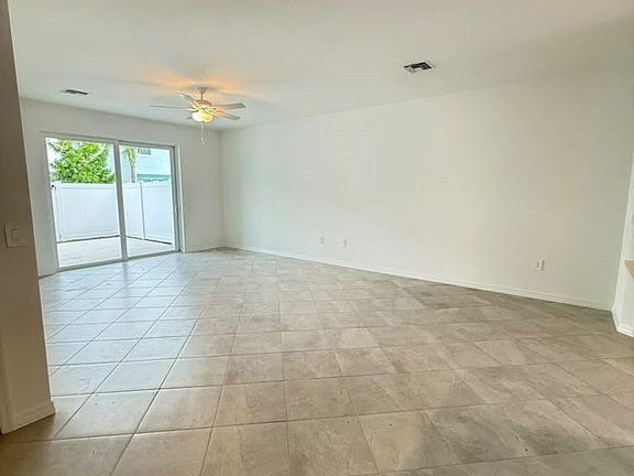 5th image of 14828 Bluewater Rd