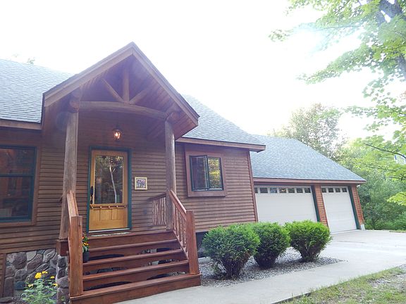 4th image of 344 East Ave