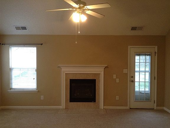 5th image of 10411 Pickerel Ln