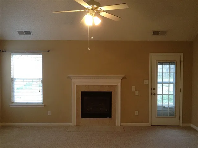 10411 Pickerel Ln — Photo 5