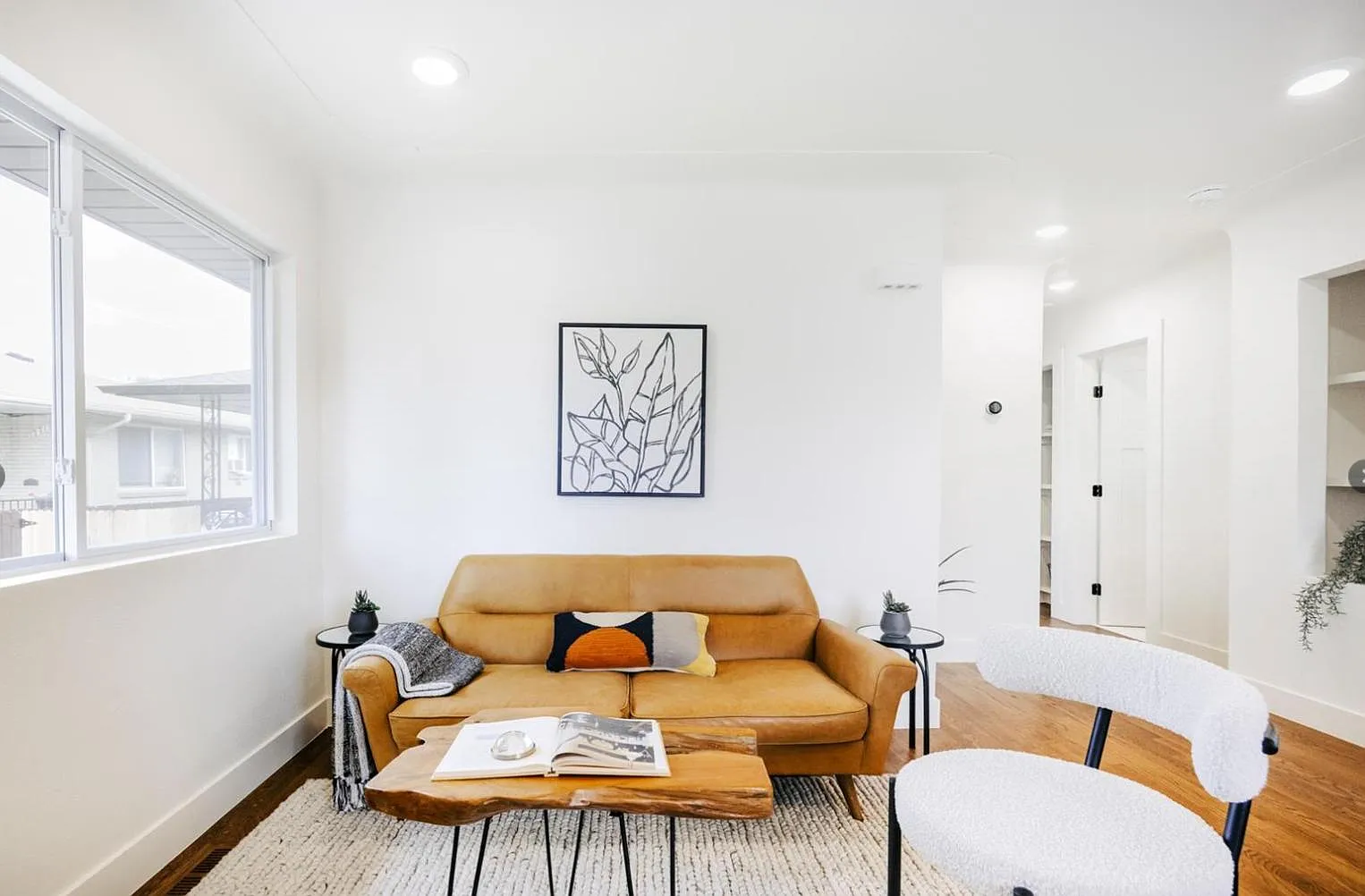 4 bed, 1735 sqft, $3,750 — Photo 3