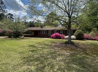 1752 Williamson Rd, Fairmont, NC 28340