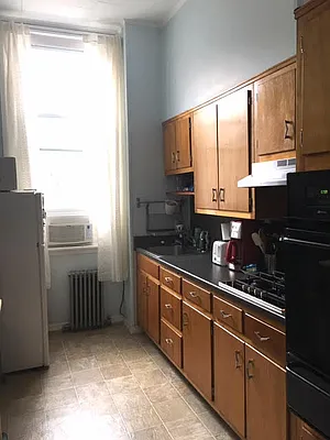 Rented by Rapid Realty Cobble Hill | media 23