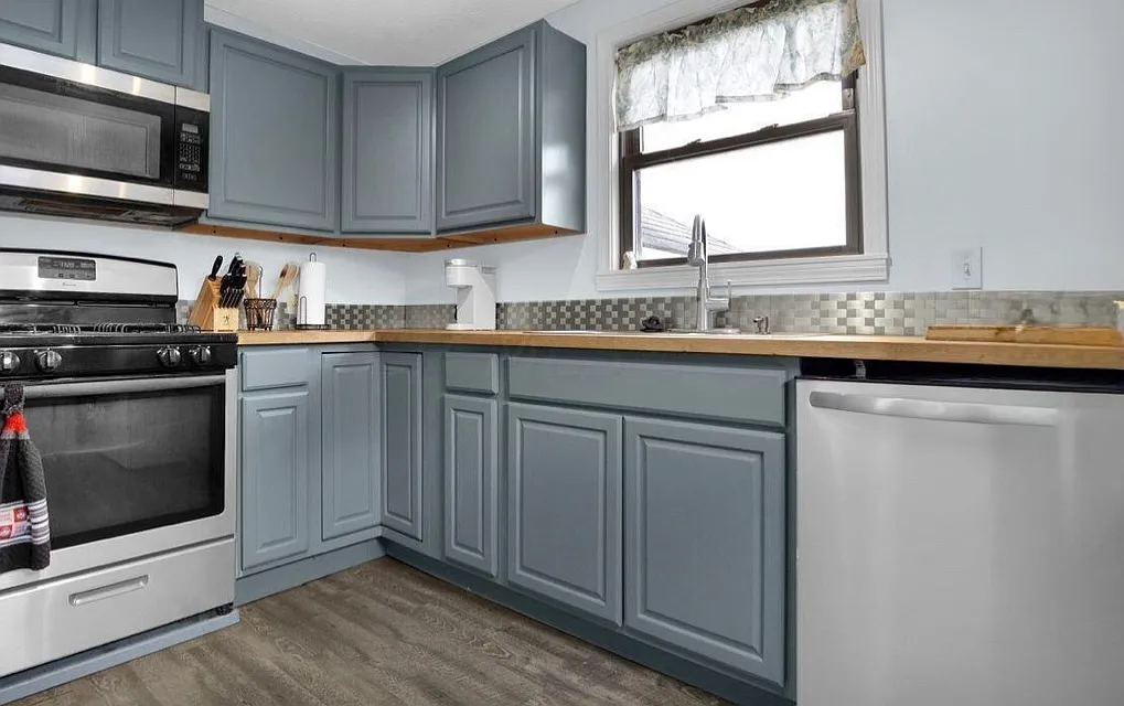 2 bed, 768 sqft, $1,850 — Photo 2